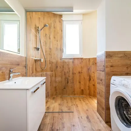 Apartment Idassa Family House