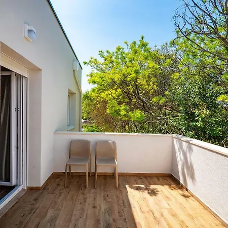 Idassa Family House Apartment *