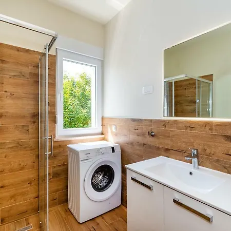 Apartment Idassa Family House