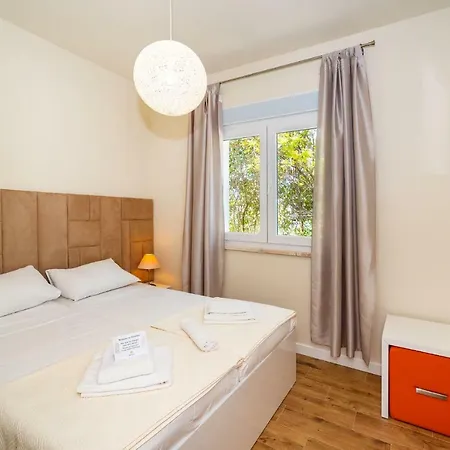 Idassa Family House Apartment Zadar